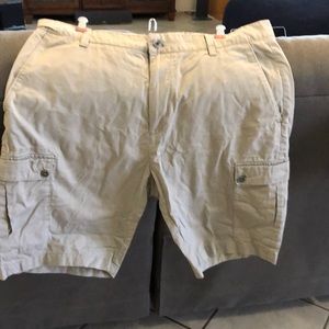 Calvin Klein men’s cargo shorts